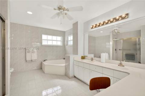 10825 SW 91st Ln, Miami FL - photo 12 of 47