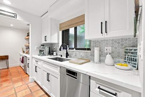 980 NW N River Drive 30, Miami FL - photo 11 of 42