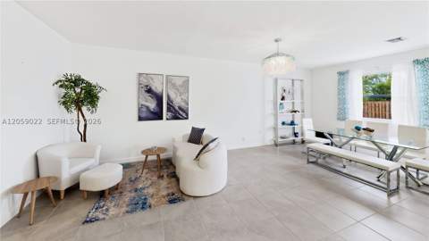 2208 SE 30th St, Homestead FL - photo 6 of 79