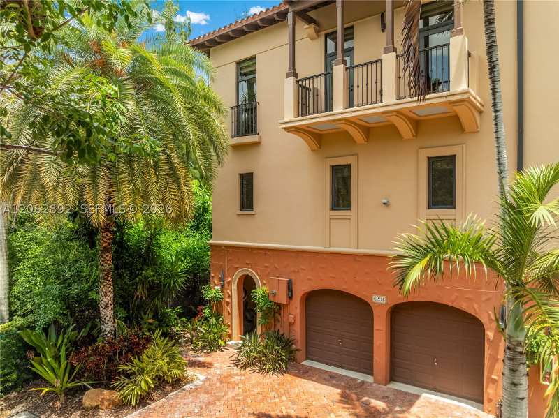 4 bedroom Townhouse at 6234 Paradise Point Drive 6234, Royal Harbour Yacht Club, Palmetto Bay — photo 1