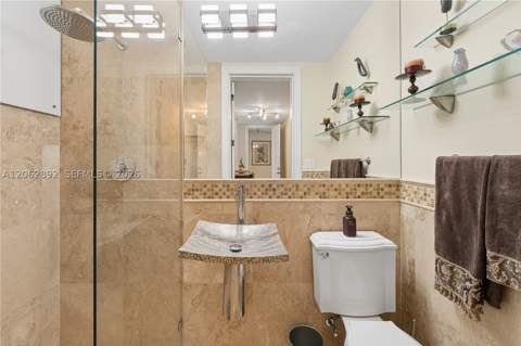 6234 Paradise Point Drive 6234, Palmetto Bay FL - photo 14 of 63