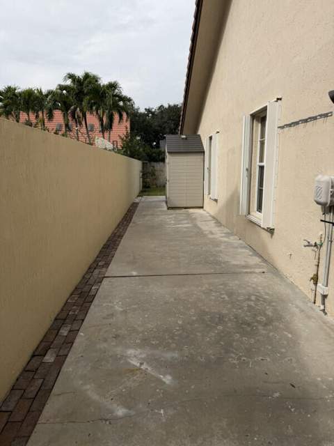 16820 NW 80th Court, Hialeah FL - photo 11 of 45