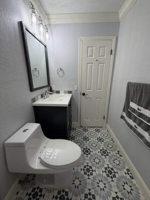 16820 NW 80th Court, Hialeah FL - photo 18 of 45