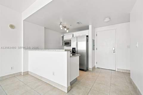 601 NE 36th St 2308, Miami FL - photo 13 of 36