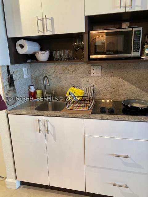 19201 Collins Ave 726, Sunny Isles Beach FL - photo 12 of 18