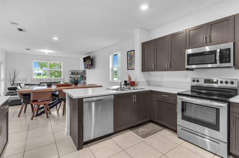 1416 SE 27th Ter, Homestead FL - photo 12 of 43