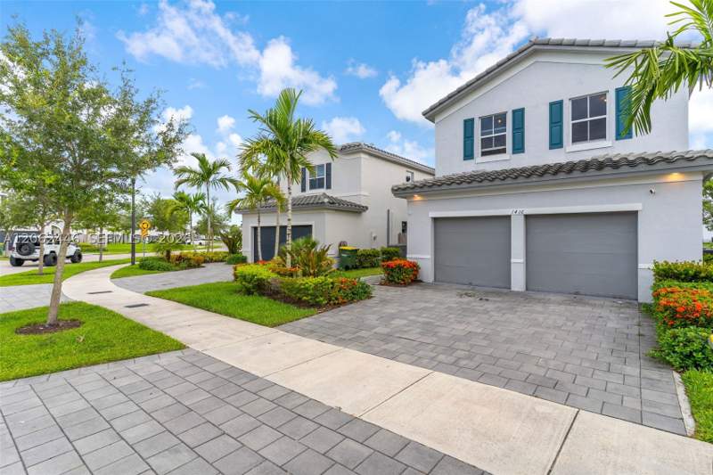 3 bedroom SingleFamilyResidence at 1416 SE 27th Ter, Homestead Park Of Commerc, Homestead — photo 2