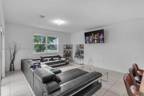 1416 SE 27th Ter, Homestead FL - photo 7 of 43