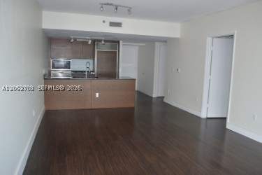 1 bedroom Condominium at 475 Brickell Ave 1814, Iconbrickell Condo No 1, Miami — photo 2