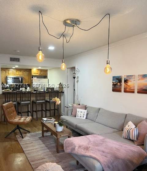 8100 Geneva Ct 137, Doral FL - photo 13 of 19