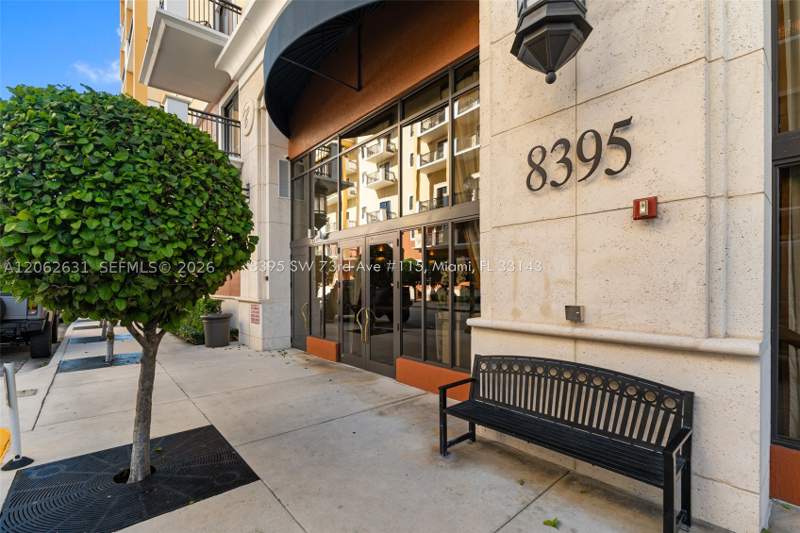 2 bedroom Condominium at 8395 SW 73rd Ave 115, Colonnade At Dadeland SW, Miami — photo 2