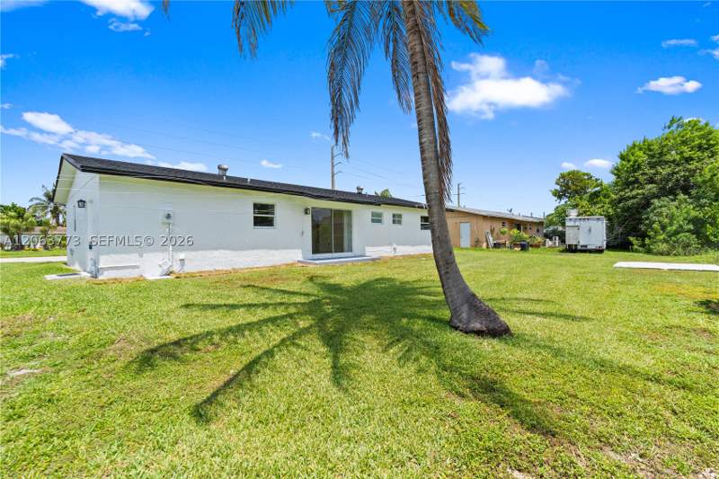 3 bedroom SingleFamilyResidence at 26231 SW 127th Ave, Meadow Wood Manor Sec I, Homestead — photo 4