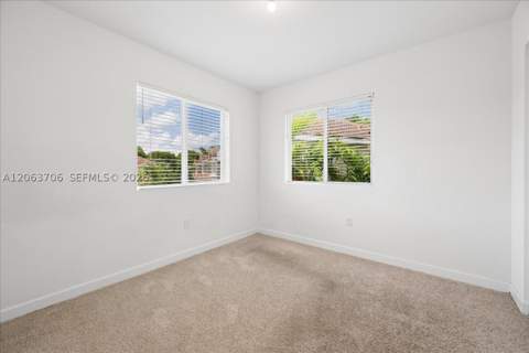 2478 SE 10th Ct, Homestead FL - photo 11 of 22