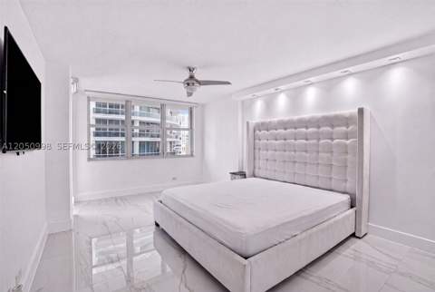 6039 Collins Ave 1624, Miami Beach FL - photo 12 of 21