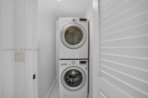 6039 Collins Ave 1624, Miami Beach FL - photo 15 of 21