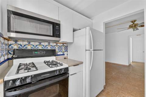 915 Jefferson Ave 3D, Miami Beach FL - photo 10 of 24