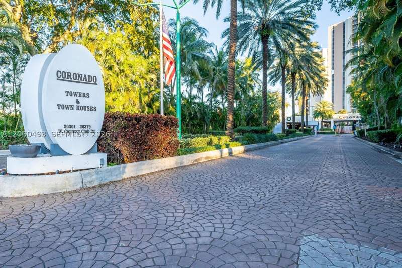 2 bedroom Condominium at 20335 W Country Club Dr 1702, Coronado Condo-Tower II, Aventura — photo 4