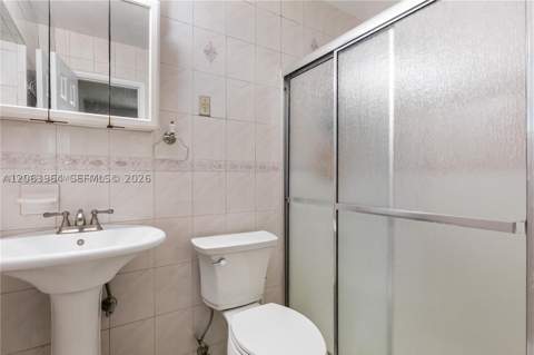1211 NW 179th St, Miami Gardens FL - photo 18 of 31