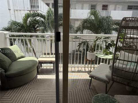 1666 West Ave 305, Miami Beach FL - photo 11 of 40