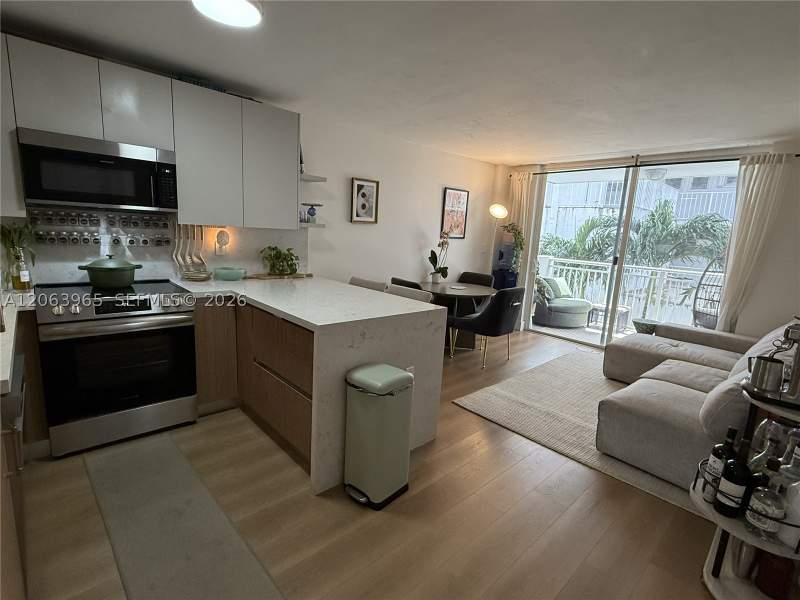 2 bedroom Condominium at 1666 West Ave 305, Belle View Sub, Miami Beach — photo 4