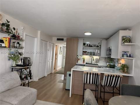 1666 West Ave 305, Miami Beach FL - photo 9 of 40