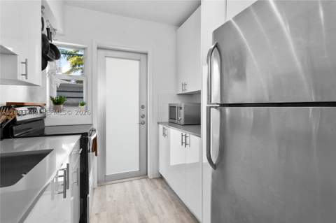 641 Espanola Way 24, Miami Beach FL - photo 17 of 32