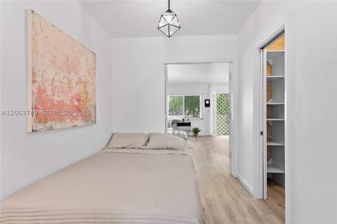 641 Espanola Way 24, Miami Beach FL - photo 7 of 32