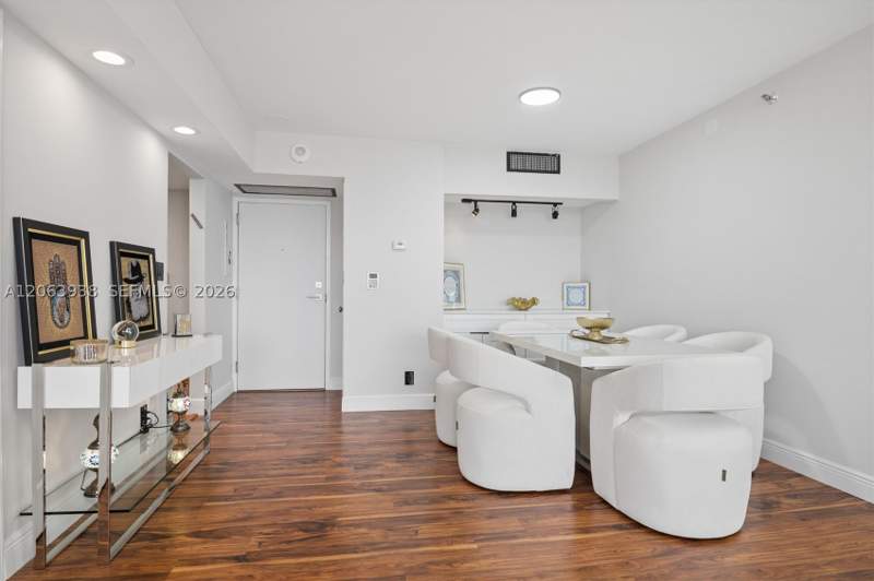 2 bedroom Condominium at 20225 NE 34th Ct 1014, Delvista Towers Condo, Aventura — photo 5