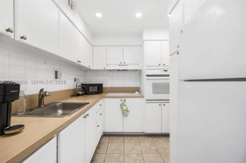 1200 West Ave 1419, Miami Beach FL - photo 21 of 27