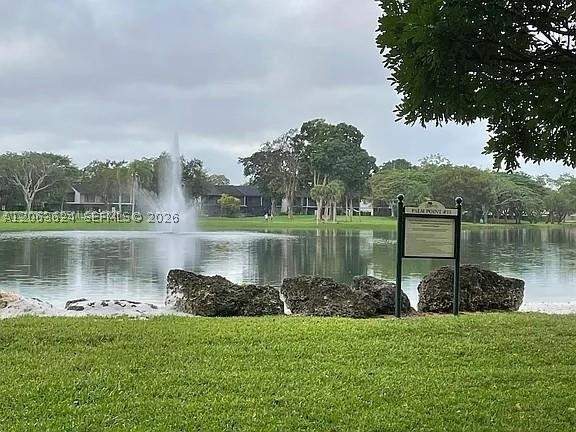 2 bedroom Townhouse at 10475 SW 153rd Ct 6, Palm Point Sec 1, Miami — photo 2