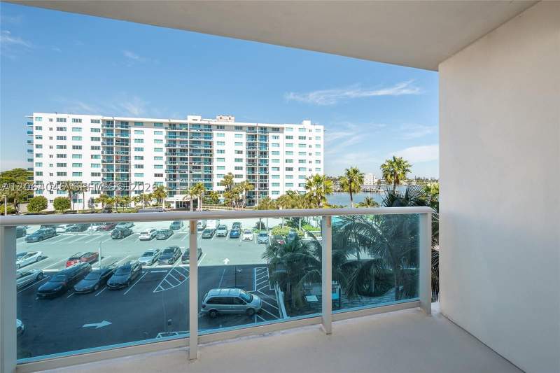 1 bedroom Condominium at 7501 E Treasure Dr 7H, Treasures On The Bay II C, North Bay Village — photo 2
