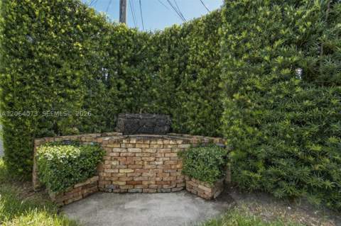 11621 NW 58th Pl, Hialeah FL - photo 24 of 26