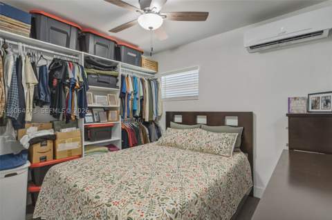 11621 NW 58th Pl, Hialeah FL - photo 9 of 26