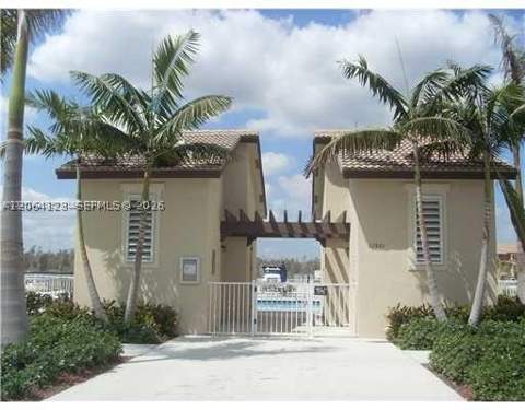 11501 NW 89th St 105, Doral FL - photo 6 of 11