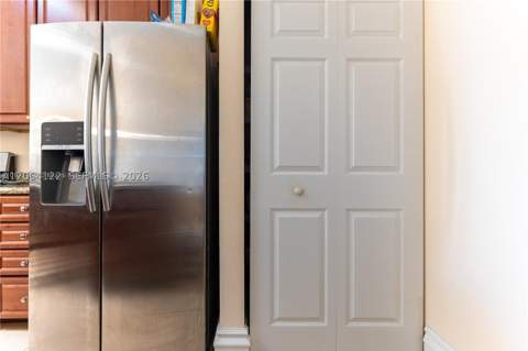 3001 NE 185th St 710, Aventura FL - photo 17 of 61
