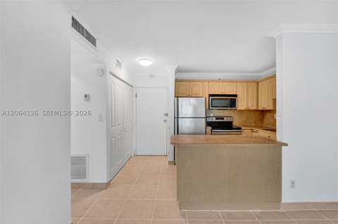 1465 NE 123rd St 416, North Miami FL - photo 11 of 20
