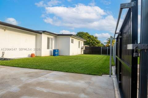 10860 SW 217th Ter, Miami FL - photo 23 of 24
