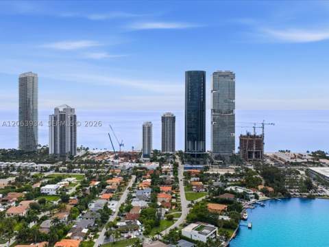 301 186th St, Sunny Isles Beach FL - photo 11 of 30