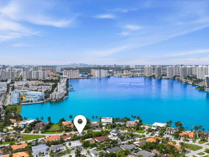 3 bedroom SingleFamilyResidence at 301 186th St, Golden Shores Ocean Blvd, Sunny Isles Beach — photo 5