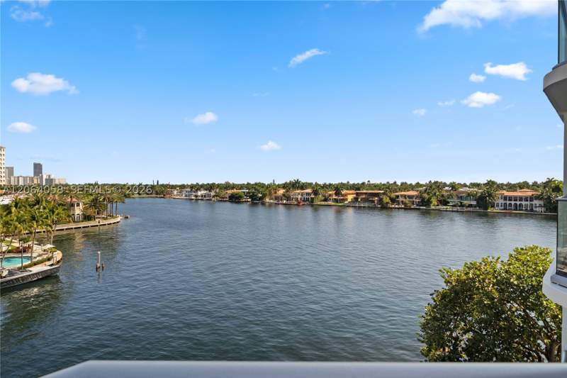 2 bedroom Condominium at 19707 Turnberry Way 6K, Turnberry Isle, Aventura — photo 3