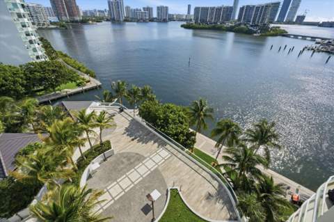 7000 W Island Boulevard 907, Aventura FL - photo 24 of 57