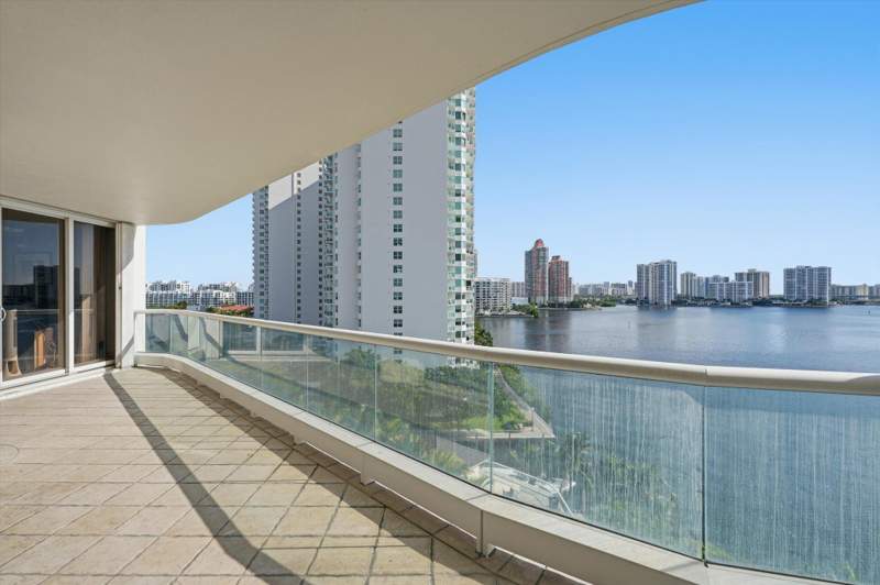 3 bedroom Condominium at 7000 W Island Boulevard 907, 7000 Isl Blvd Williams Isl, Aventura — photo 5