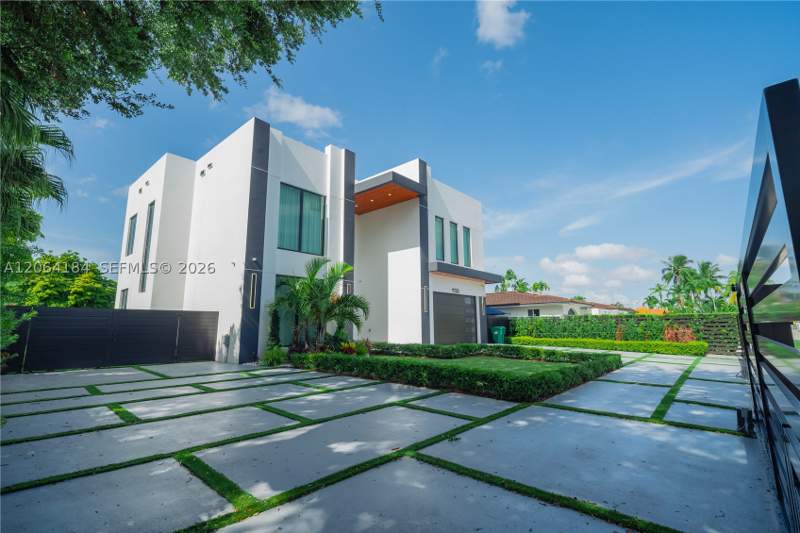 4 bedroom SingleFamilyResidence at 9330 SW 34th St, Happy Farms Acres 2, Miami — photo 5