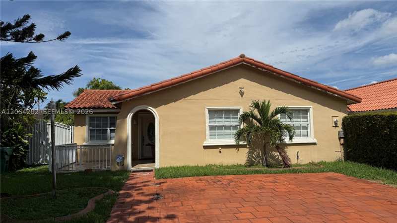 4 bedroom SingleFamilyResidence at 1542 SW 138th Ct, Coral West Heights 2nd Ad, Miami — photo 1