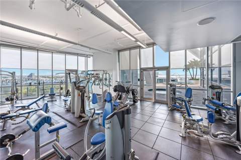 888 Biscayne Blvd 2009, Miami FL - photo 15 of 22