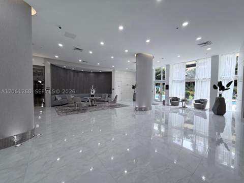 18800 NE 29th Ave 323, Aventura FL - photo 13 of 15