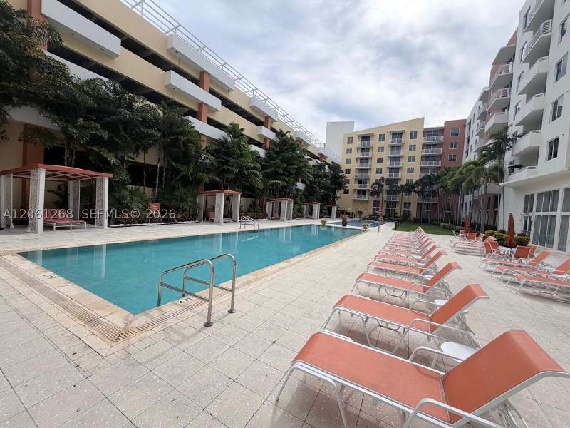 2 bedroom Condominium at 18800 NE 29th Ave 323, Venture At Aventura East, Aventura — photo 2