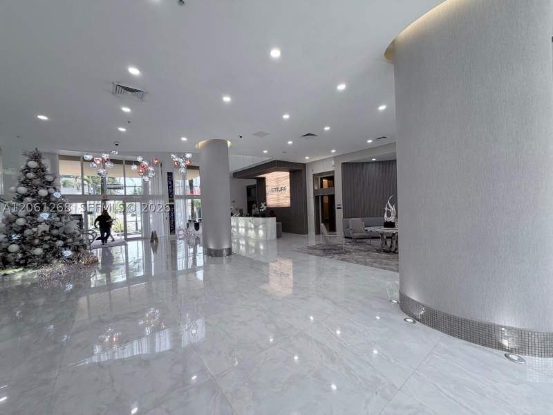 2 bedroom Condominium at 18800 NE 29th Ave 323, Venture At Aventura East, Aventura — photo 5