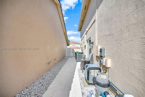 10877 SW 152nd Pl, Miami FL - photo 16 of 84