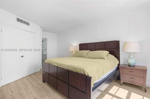 5700 Collins Ave 4C, Miami Beach FL - photo 14 of 57